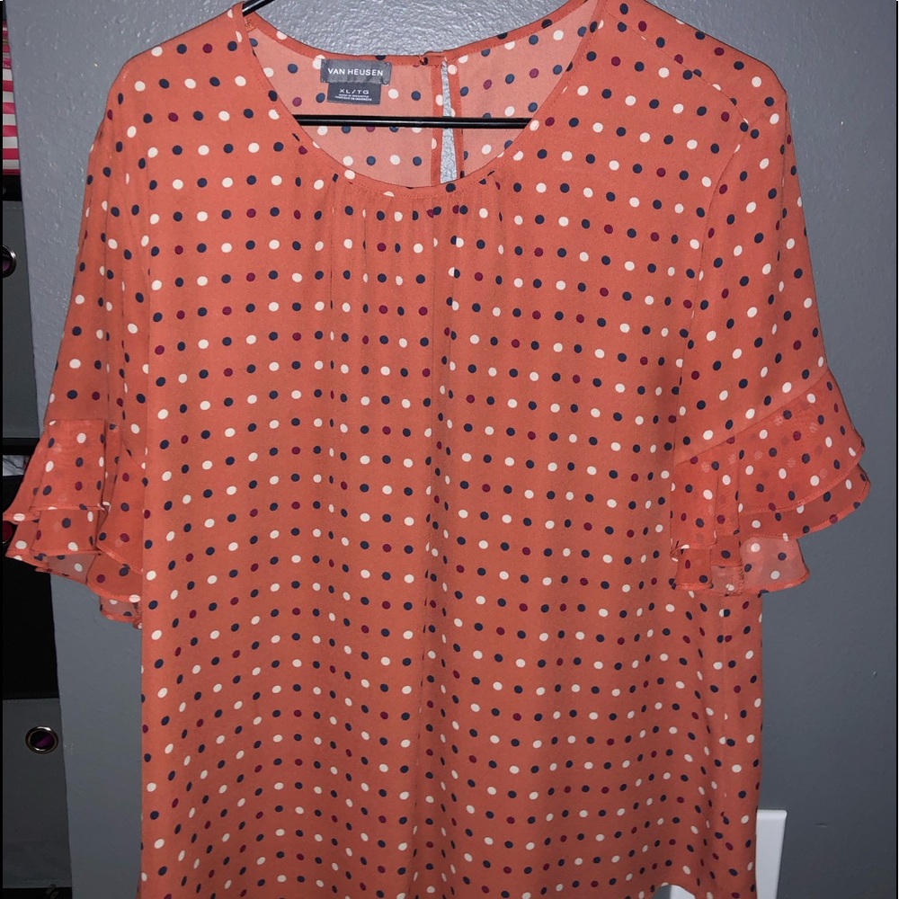 Cute blouse